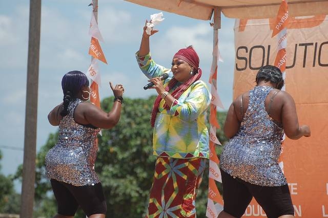 A la banque dans les environs de la Cité U- Riviera II - Antoinette Allanny échappe à la mort